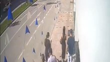 İnegöl'de motosikletten feci şekilde savrulan sürücü ağır yaralandı!