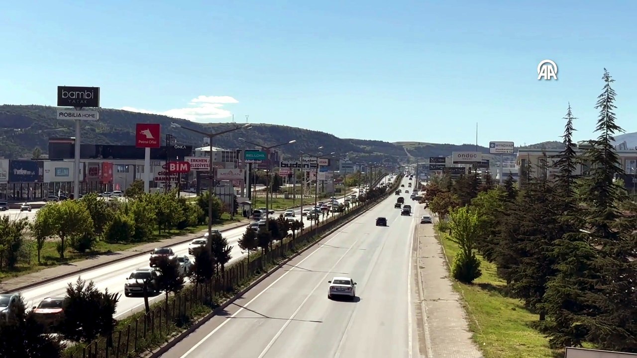 Bayram dönüşü ekiplerden dikkat uyarısı: İzmir-Afyon arası yoğunluk var