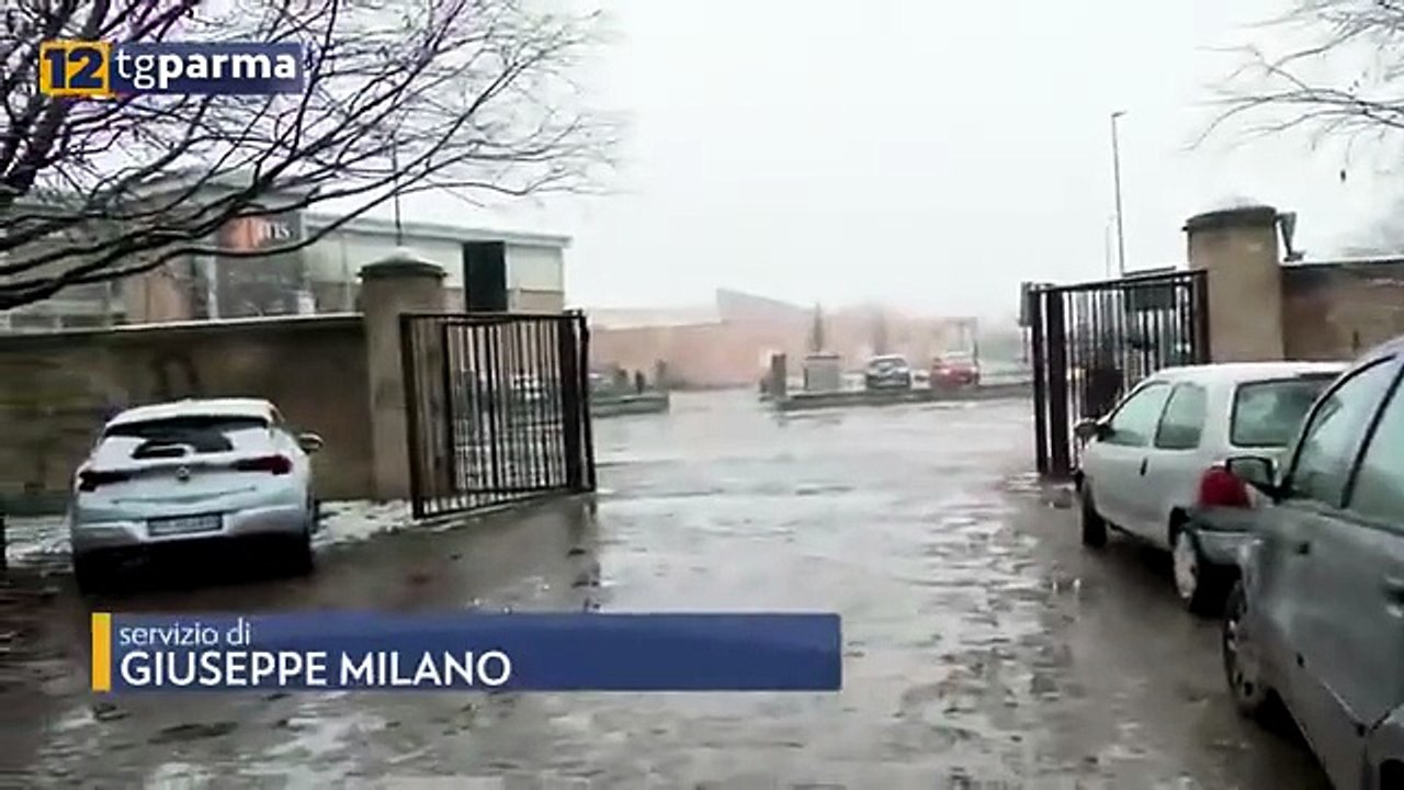 ETEO, PRIMA NEVICATA SU PARMA.