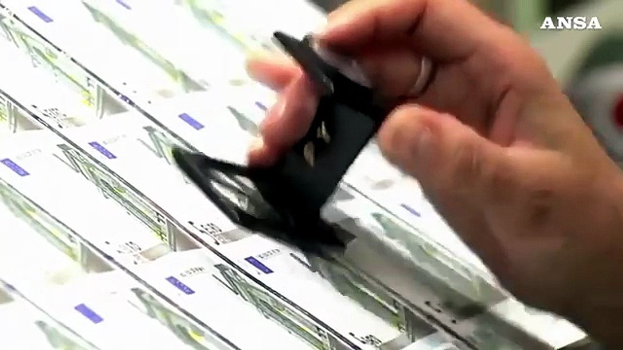 Stretta a consumi ministeri: nodi partite Iva e famiglia