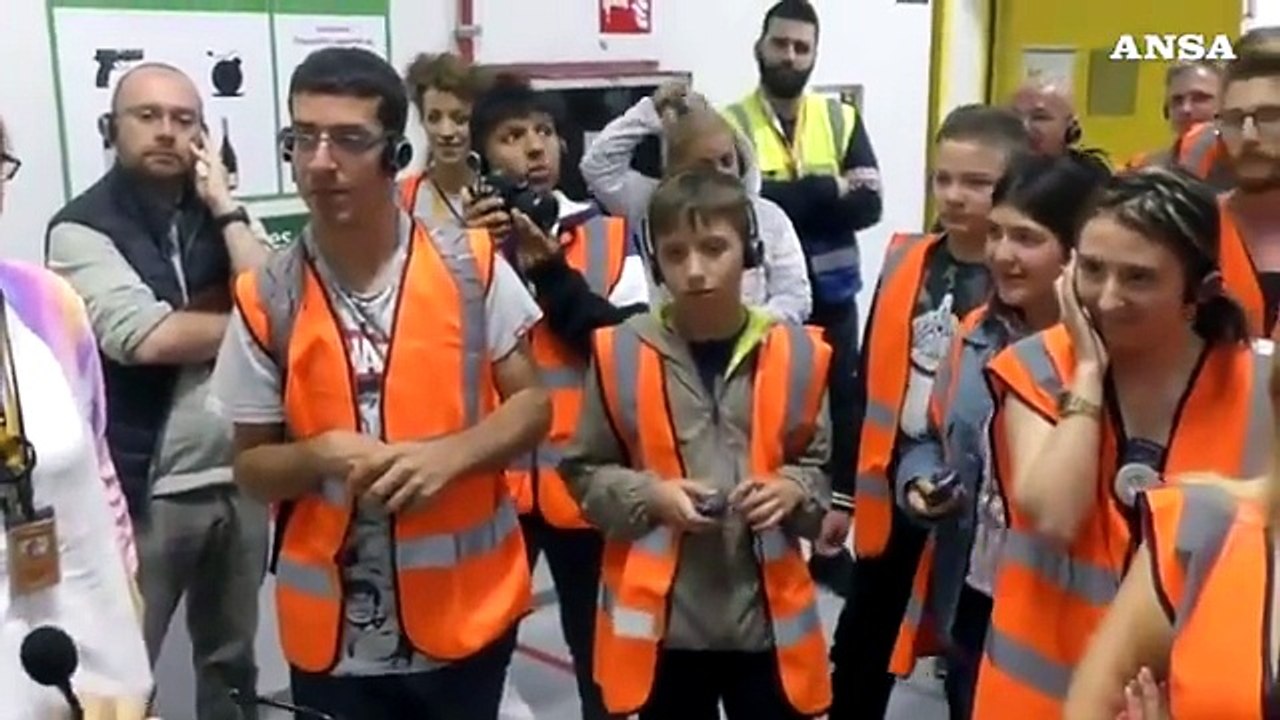 Amazon Goes Gold, dipendenti in pigiama per i bambini malati