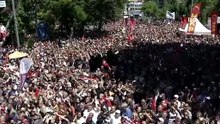 Özgür Özel: "Derhal kurultay yapılmalıdır, hangi delegeyle istiyorsanız derhal bir kurultay yapın"
