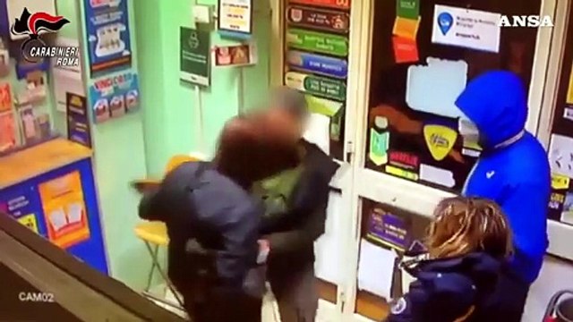 Roma, rapina una ricevitoria: arrestato 43enne