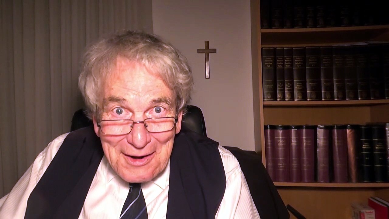 UND PLÖTZLICH IST KRIEG