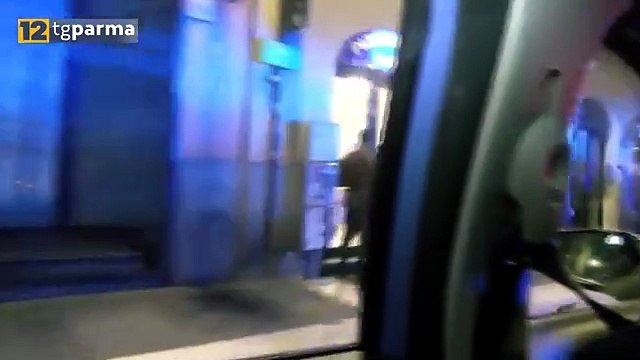 DROGA E DENARO NEGLI SLIP, SPACCIATORE ARRESTATO DALLA POLIZIA