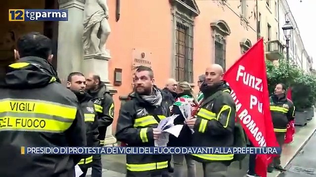 PRESIDIO DI PROTESTA DEI VIGILI DEL FUOCO DAVANTI ALLA PREFETTURA