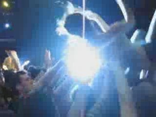 Offspring au Trabendo "greg just got a baby 2 days ago"