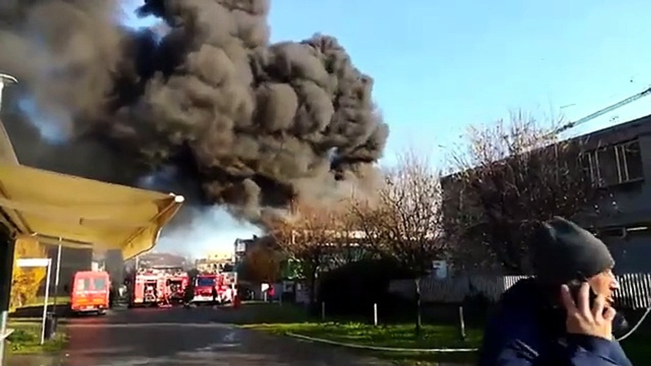incendio albertelli piova