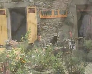 CLOCHE-ART "Je vis dans la rue"