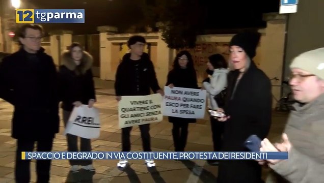 SPACCIO E DEGRADO IN VIA COSTITUENTE, PROTESTA DEI RESIDENTI | SPACCIO E DEGRADO IN VIA COSTITUENTE, PROTESTA DEI RESIDENTI