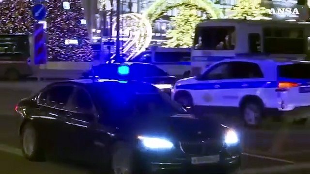 Assalto al palazzo dei servizi segreti, due agenti uccisi