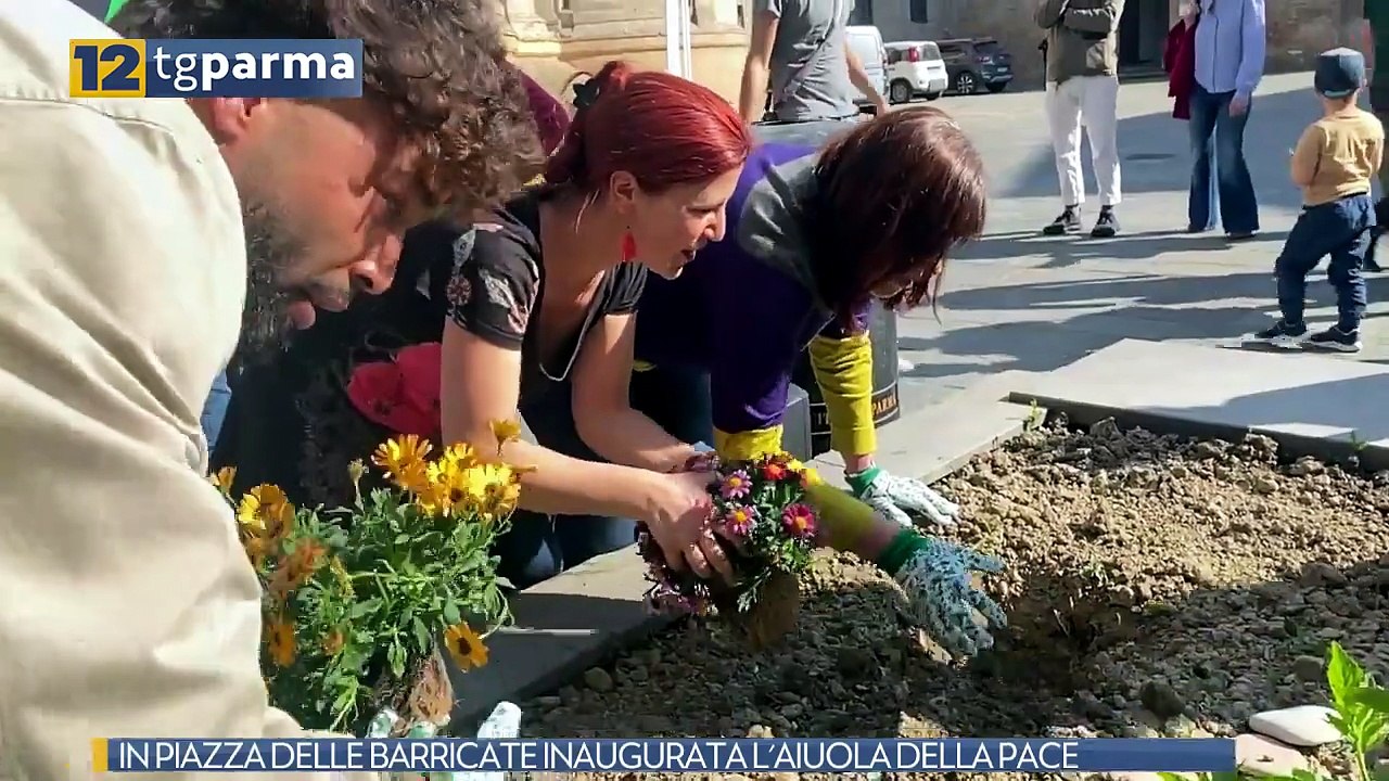 IN PIAZZA DELLE BARRICATE INAUGURATA L'AIUOLA DELLA PACE | IN PIAZZA DELLE BARRICATE INAUGURATA L'AIUOLA DELLA PACE