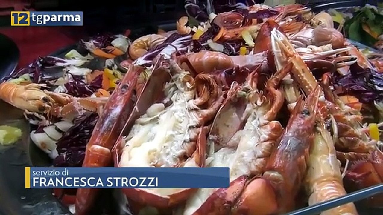 COME TORNARE IN FORMA DOPO LE FESTE: STOP AI DOLCI, CIBI GRASSI MA NIENTE DIGIUNI