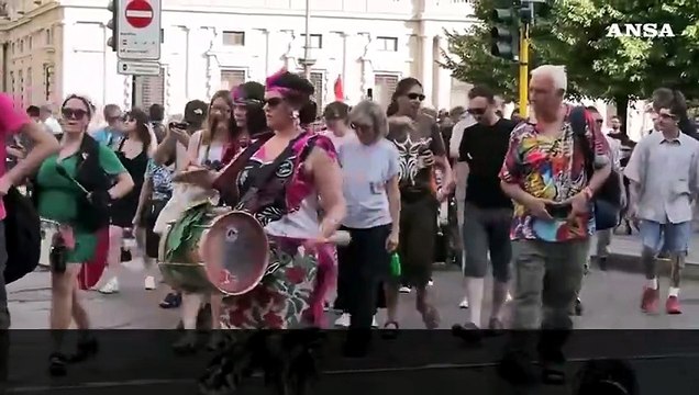 Disability Pride a Milano, protesta contro le barriere architettoniche