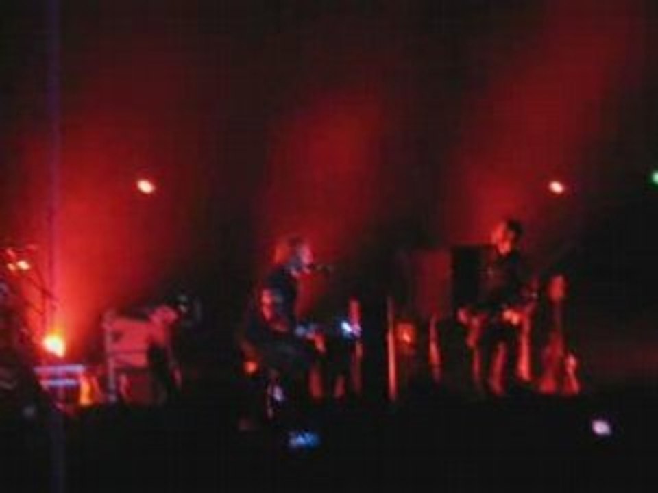 Coldplay at Brixton Academy 16th June 08 Vid 1