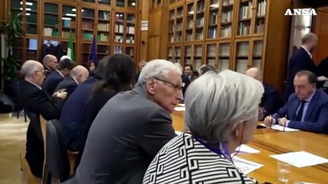 Coronavirus, il Cdm decreta stato di emergenza in Italia