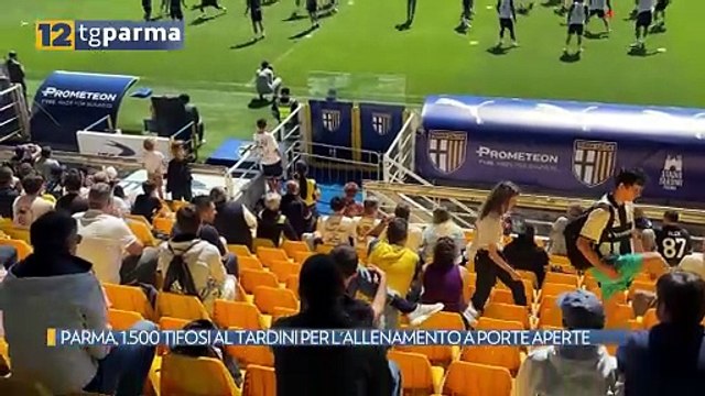 PARMA, 1.500 TIFOSI AL TARDINI PER L'ALLENAMENTO A PORTE APERTE | PARMA, 1.500 TIFOSI AL TARDINI PER L'ALLENAMENTO A PORTE APERTE