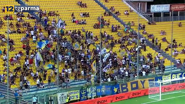 PARMA IN CAMPO A COLLECCHIO NEL POMERIGGIO, SI LAVORA PER IL TERZINO SINISTRO