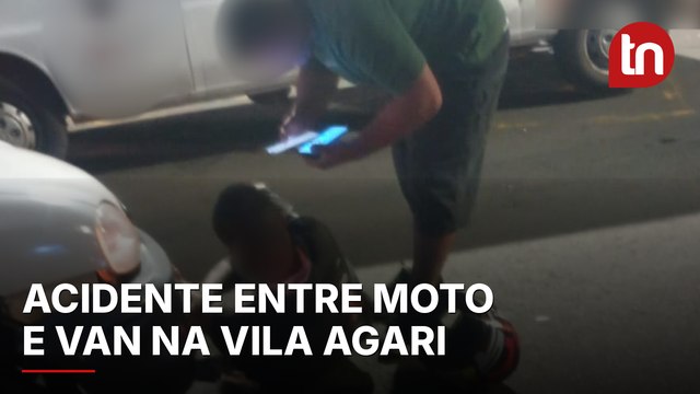 Jovem fica ferido em colisão entre moto e van na Vila Agari em Apucarana