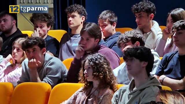 40 NIDI SUL PALAZZO DELL’ULIVI PER L’ARRIVO DEI RONDONI | 40 NIDI SUL PALAZZO DELL’ULIVI PER L’ARRIVO DEI RONDONI