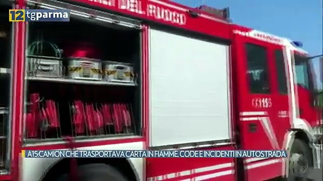 A15:CAMION CHE TRASPORTAVA CARTA IN FIAMME, CODE E INCIDENTI IN AUTOSTRADA