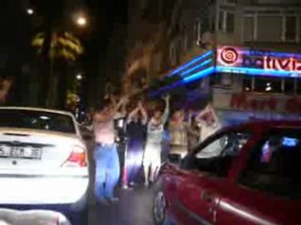 Les rues d'Izmir le 15 juin 2008