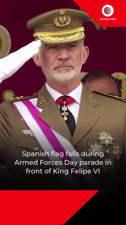 Spanish flag falls during Armed Forces Day parade