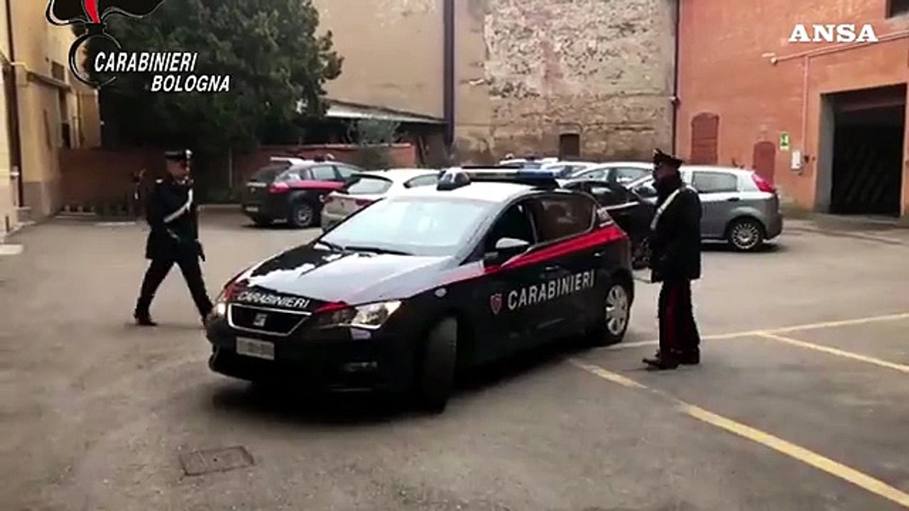 Imola, donna trovata morta a casa: fermato il marito