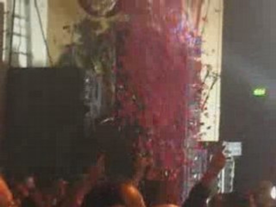 Coldplay London Brixton Academy 16th June 2008 Vid 12