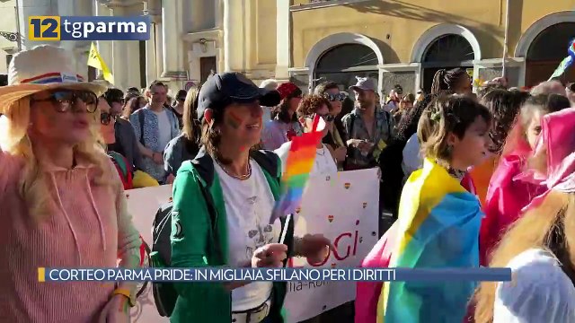 CORTEO PARMA PRIDE: IN MIGLIAIA SFILANO PER I DIRITTI | CORTEO PARMA PRIDE: IN MIGLIAIA SFILANO PER I DIRITTI