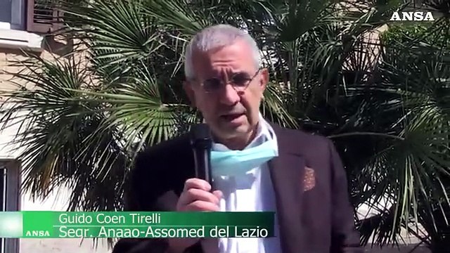 Coronavirus, sindacato medici denuncia: Ci hanno dato mascherine non a norma