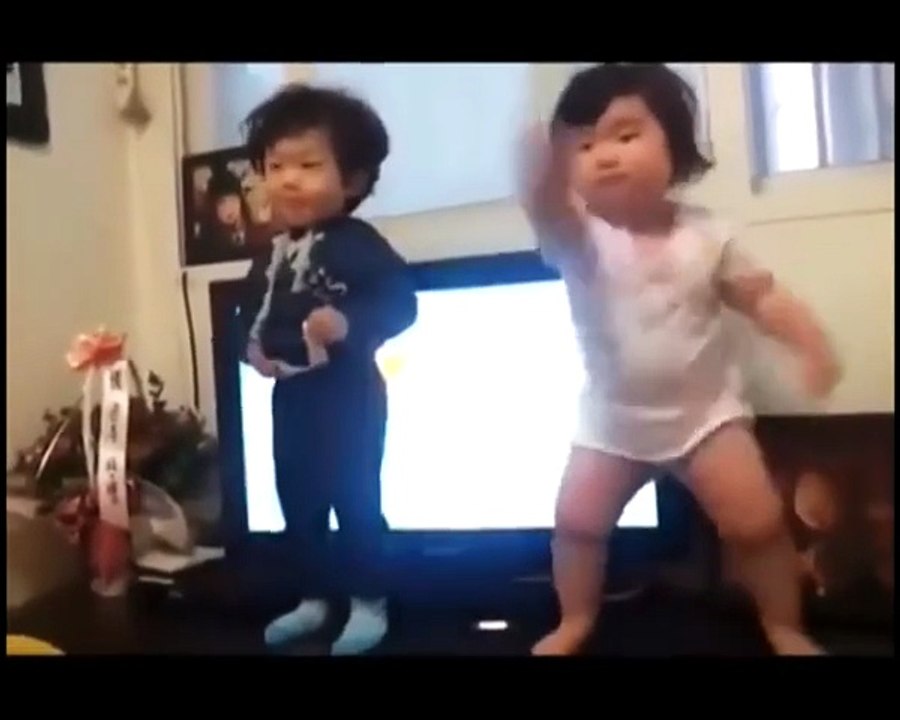 Funny baby dancing