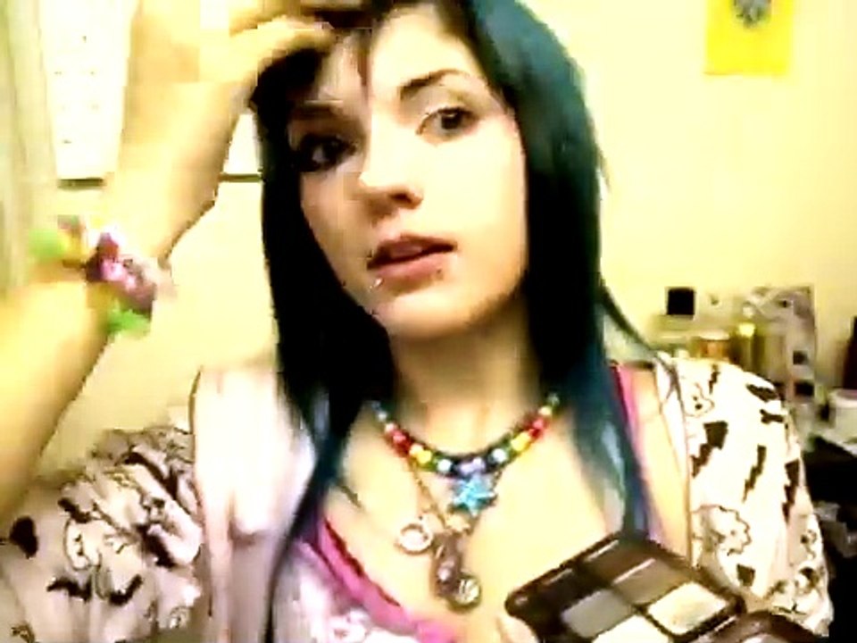 Sexy Grape Makeup Tutorial