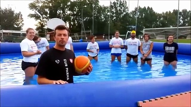 Cus Parma Basket: una doccia (anche) da ridere