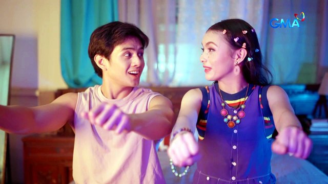 Regal Studio Presents: Taga-lupa, nahulog ang loob sa isang alien?! (My Love Across the Universe)
