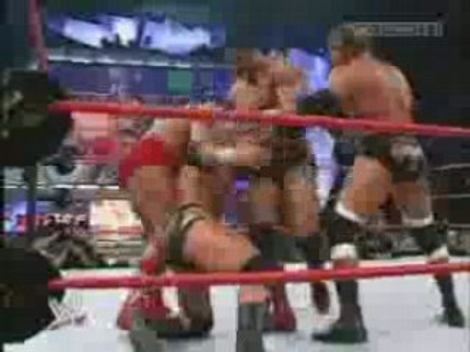Wwe - Randy Orton Vs Hhh & Batista & Ric Flair