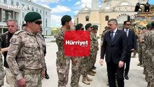 Bakan Çiftçi, özel harekat polisleriyle bayramlaştı