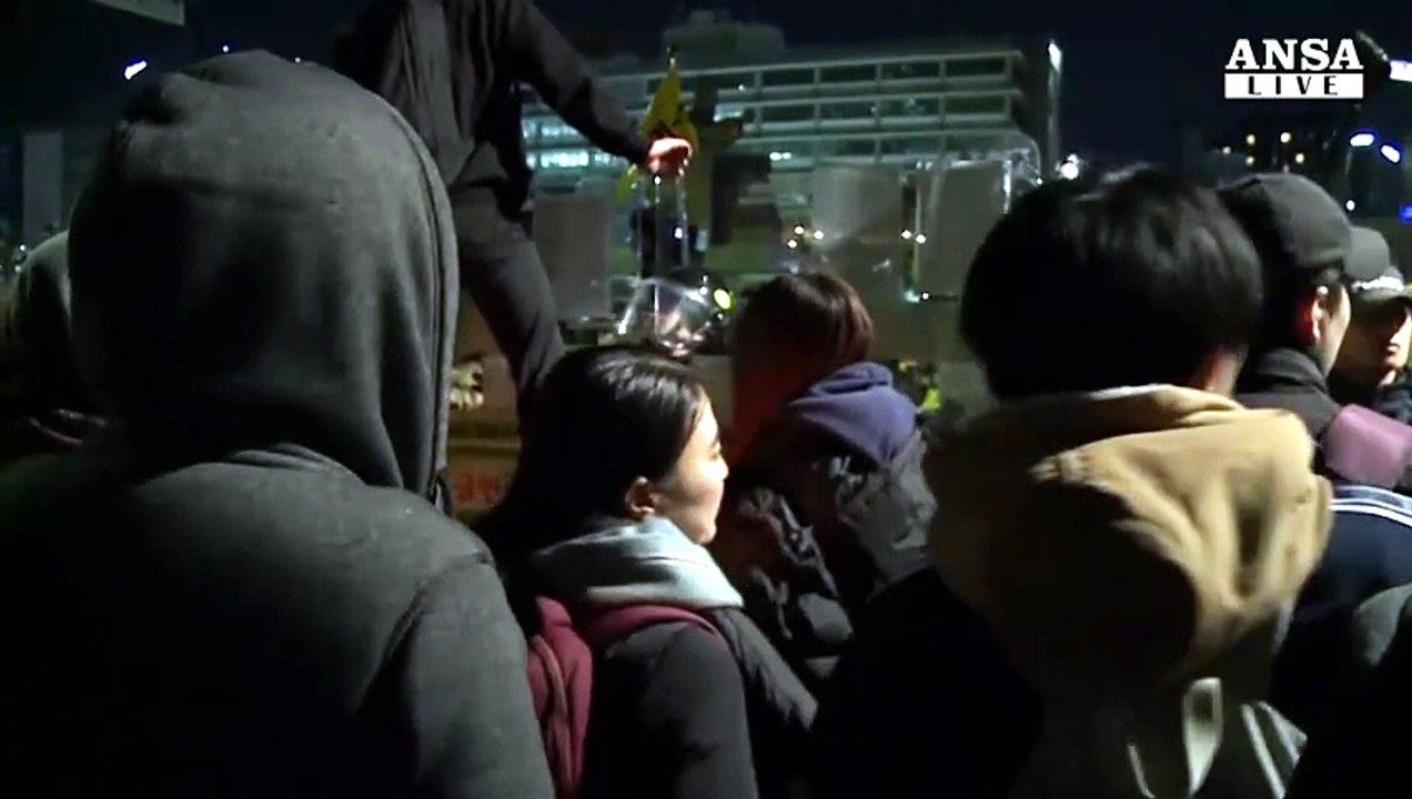 Corea Sud: protesta contro presidente Park