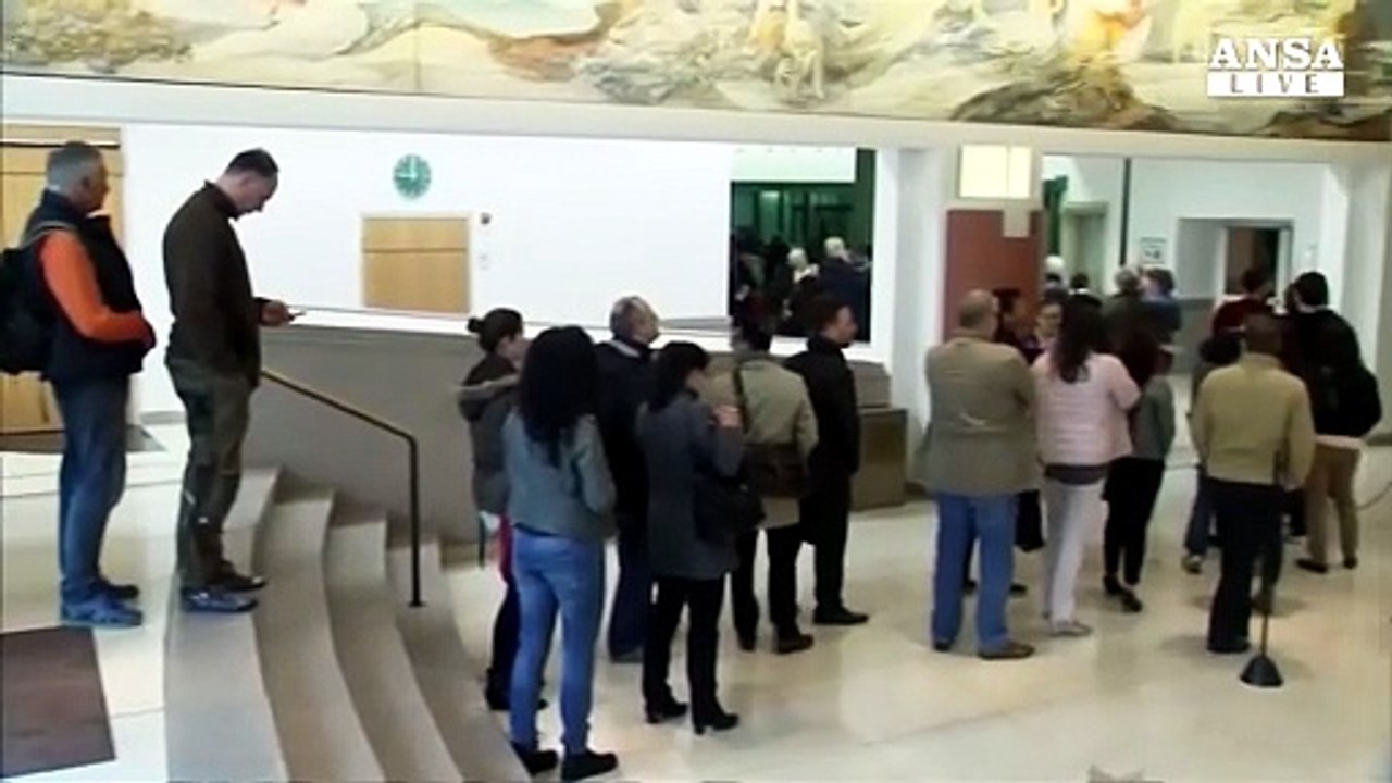Calano i redditi dei professionisti
