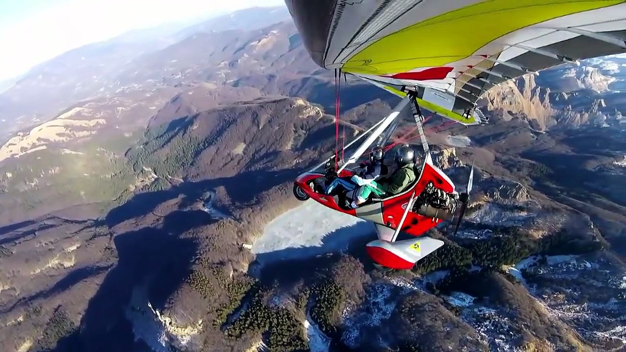 Il lago Santo ghiacciato: lo spettacolo ripreso in volo da Romenghi