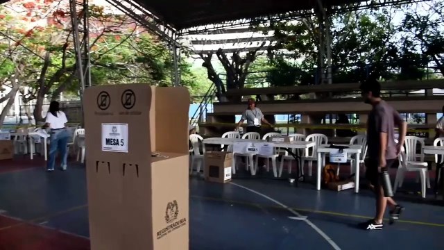 Ciudadanos acuden masivamente a las urnas en Barranquilla en un ambiente de tranquilidad