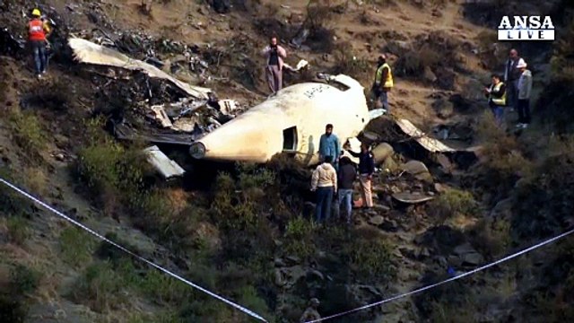 Aereo in Pakistan, recuperati tutti i corpi