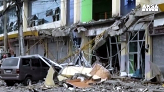 Sei morti nelle Filippine dopo sisma 6.5