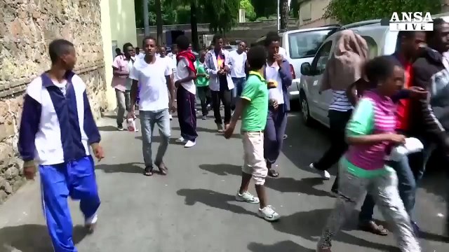 Migranti: rimpatri, asilo piu' veloce e nuovi centri
