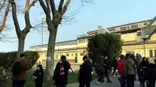 (USATO) Fuori dallo stadio