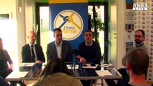 Grillo ha deciso, M5s sfida Pizzarotti