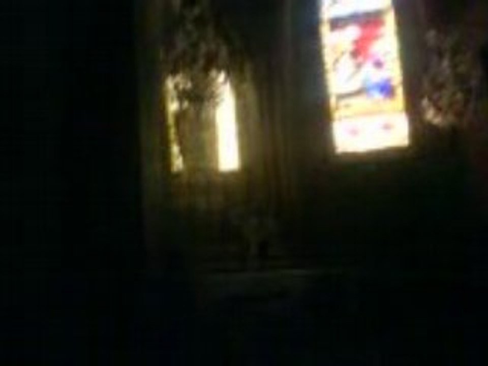 Aprem a Arles , Eglise de la place de la mairie