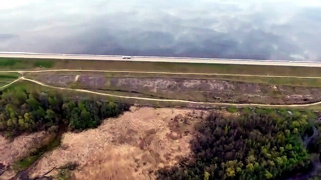 La Terra è piatta. Ma è un'illusione ottica