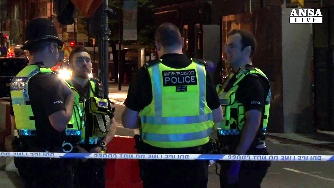Londra, due testimoni: 'ambulanze ovunque'