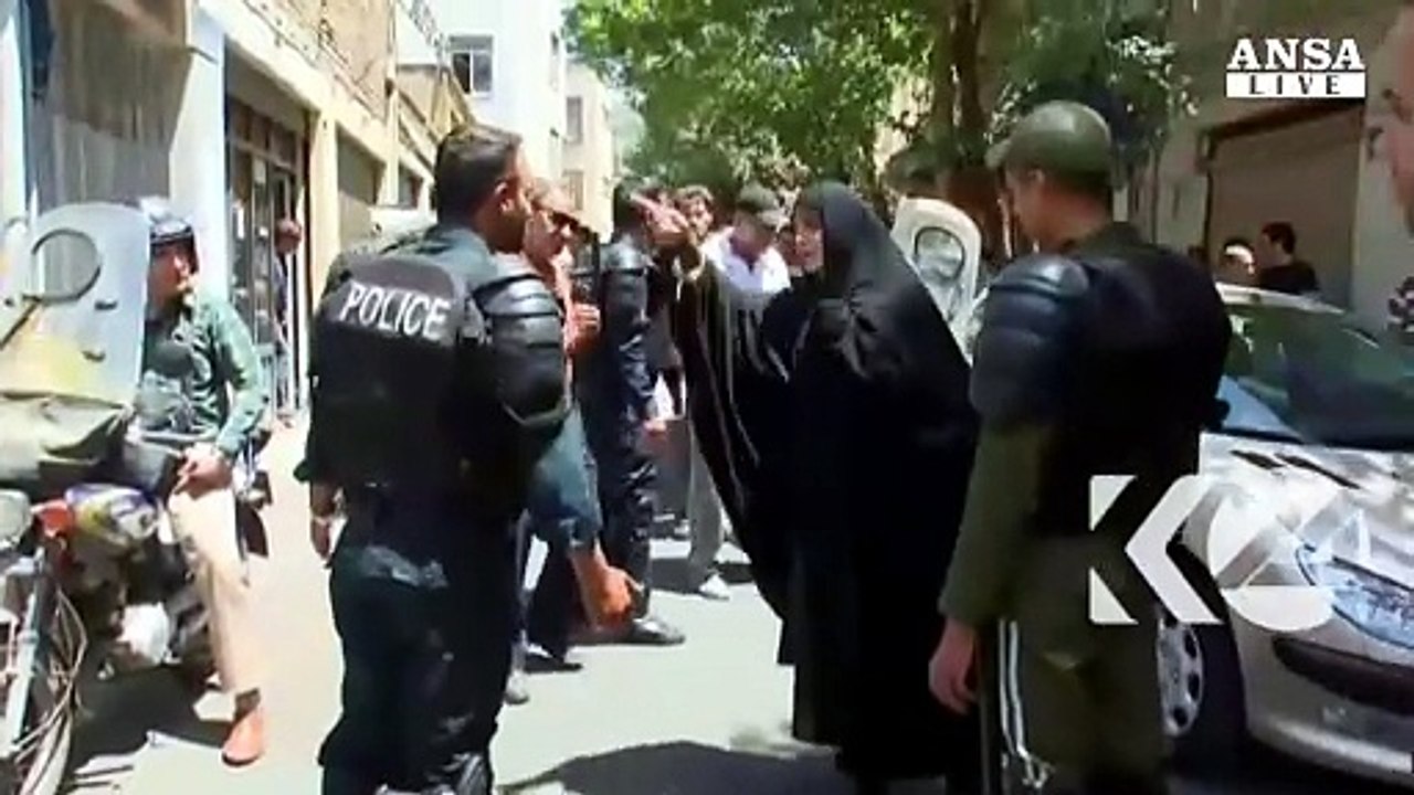 Doppio attacco terroristico a Teheran